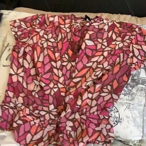 Multi color short sleeve blouse